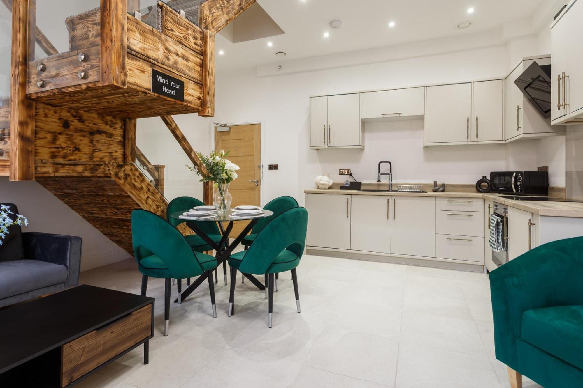 Bradford Luxury *