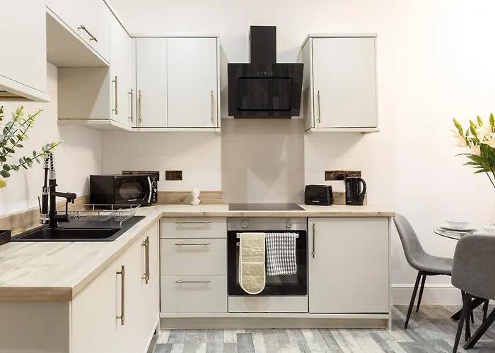 Bradford Luxury Central Apartment